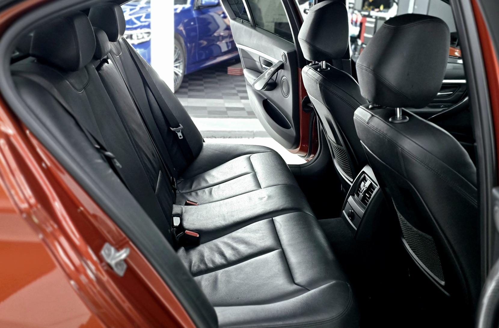 BMW 3 Series 2.0 320d M Sport Shadow Edition Saloon 4dr Diesel Auto Euro 6 (s/s) (190 ps)