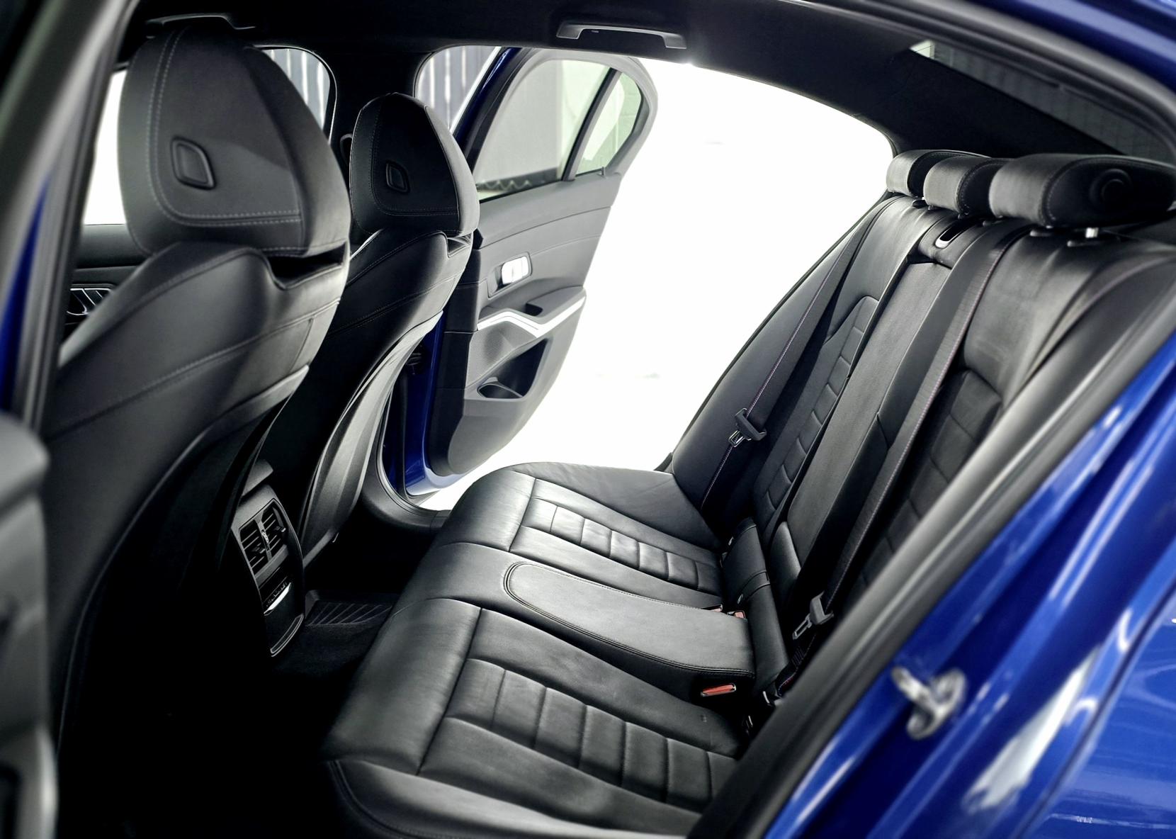 BMW 3 Series 2.0 320d M Sport Saloon 4dr Diesel Auto xDrive Euro 6 (s/s) (190 ps)