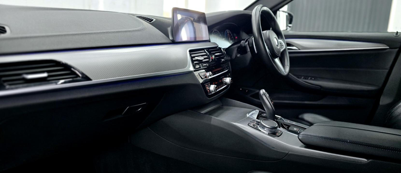 BMW 5 Series 2.0 530e 9.2kWh M Sport Saloon 4dr Petrol Plug-in Hybrid Auto Euro 6 (s/s) (252 ps)