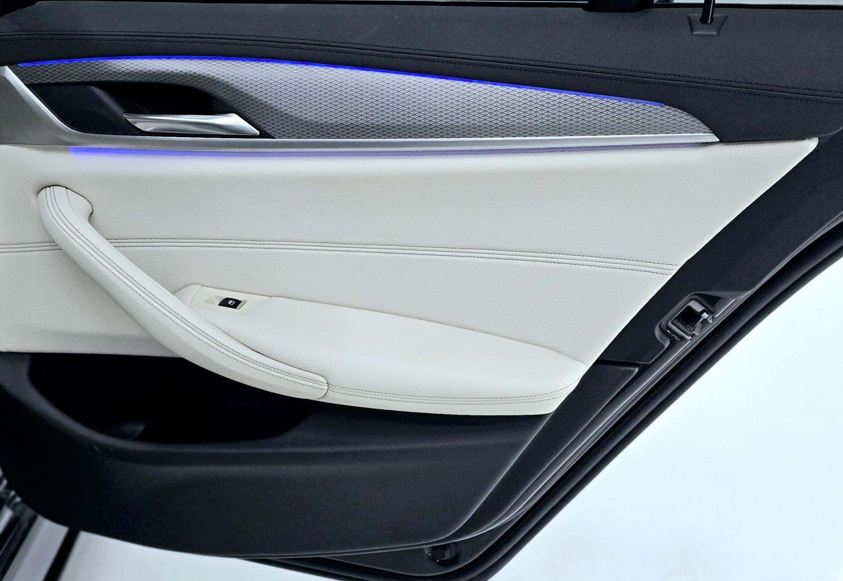 BMW 5 Series 2.0 520d M Sport Saloon 4dr Diesel Auto xDrive Euro 6 (s/s) (190 ps)