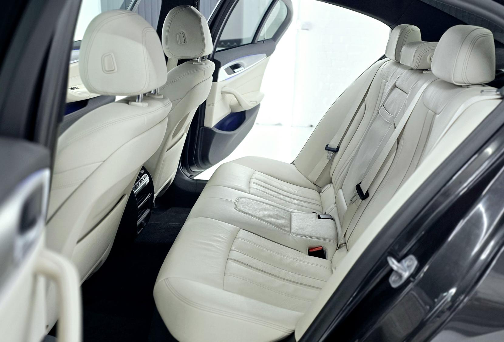 BMW 5 Series 2.0 520d M Sport Saloon 4dr Diesel Auto xDrive Euro 6 (s/s) (190 ps)