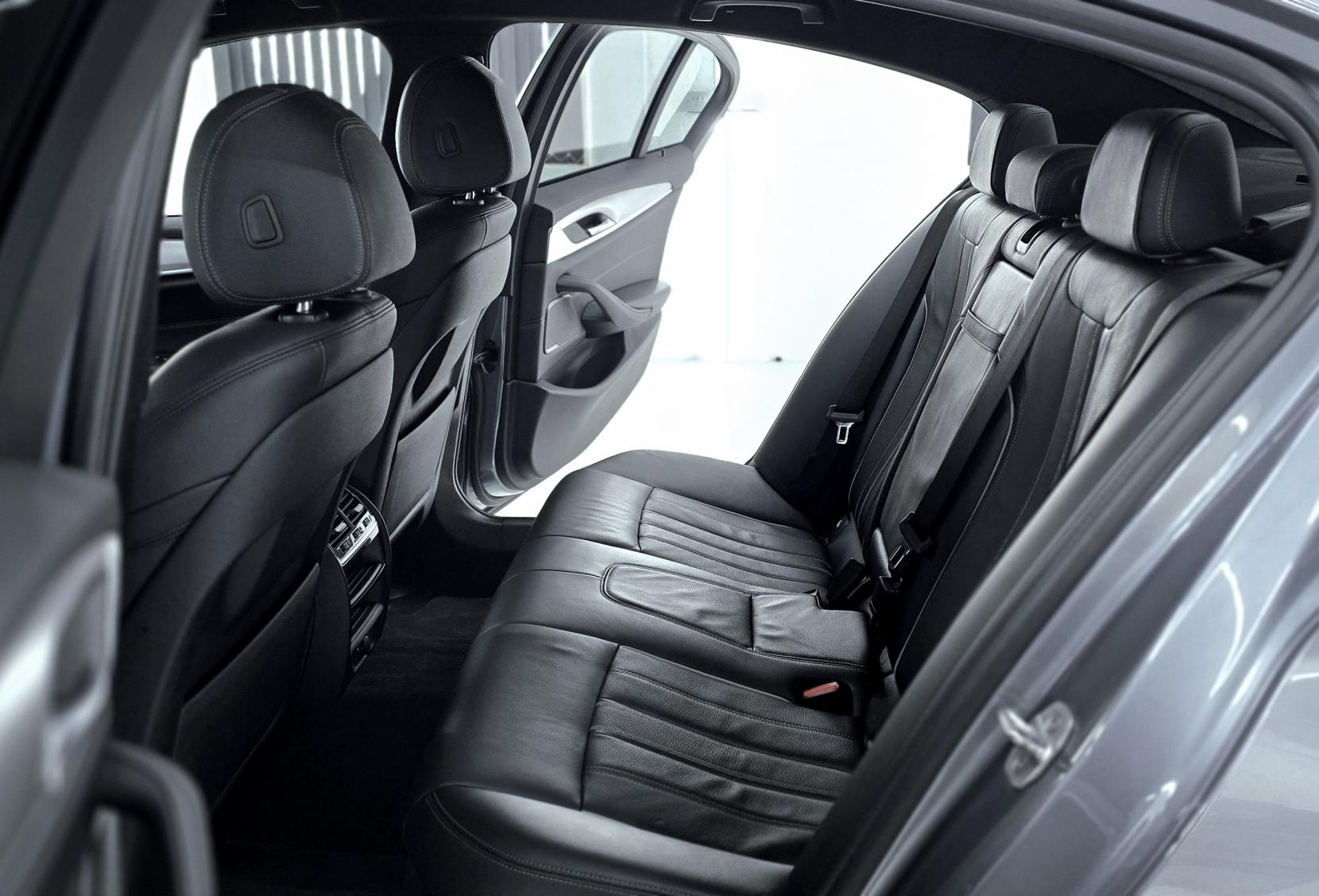 BMW 5 Series 2.0 520d M Sport Saloon 4dr Diesel Auto xDrive Euro 6 (s/s) (190 ps)