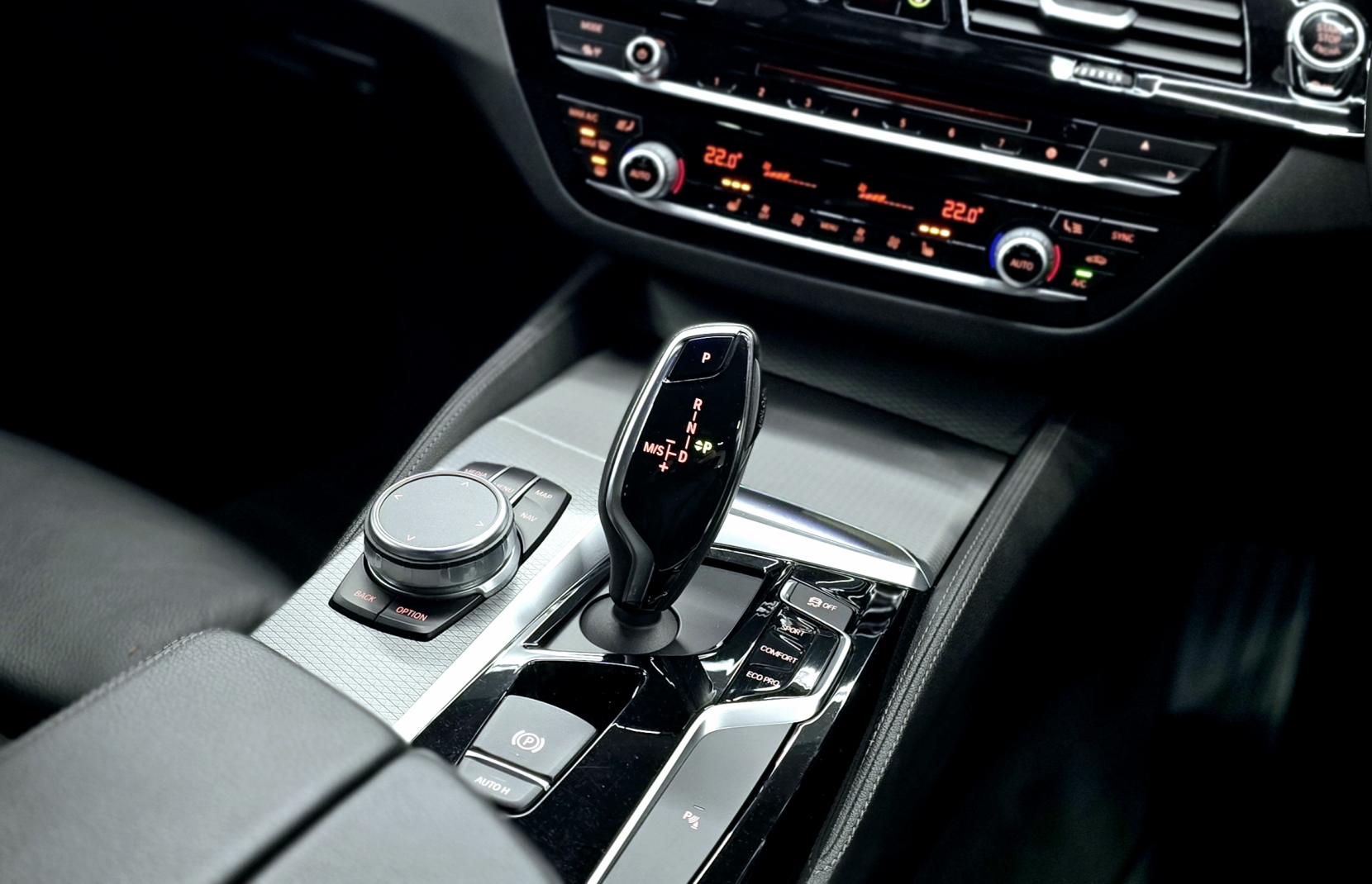 BMW 5 Series 2.0 520d M Sport Saloon 4dr Diesel Auto xDrive Euro 6 (s/s) (190 ps)