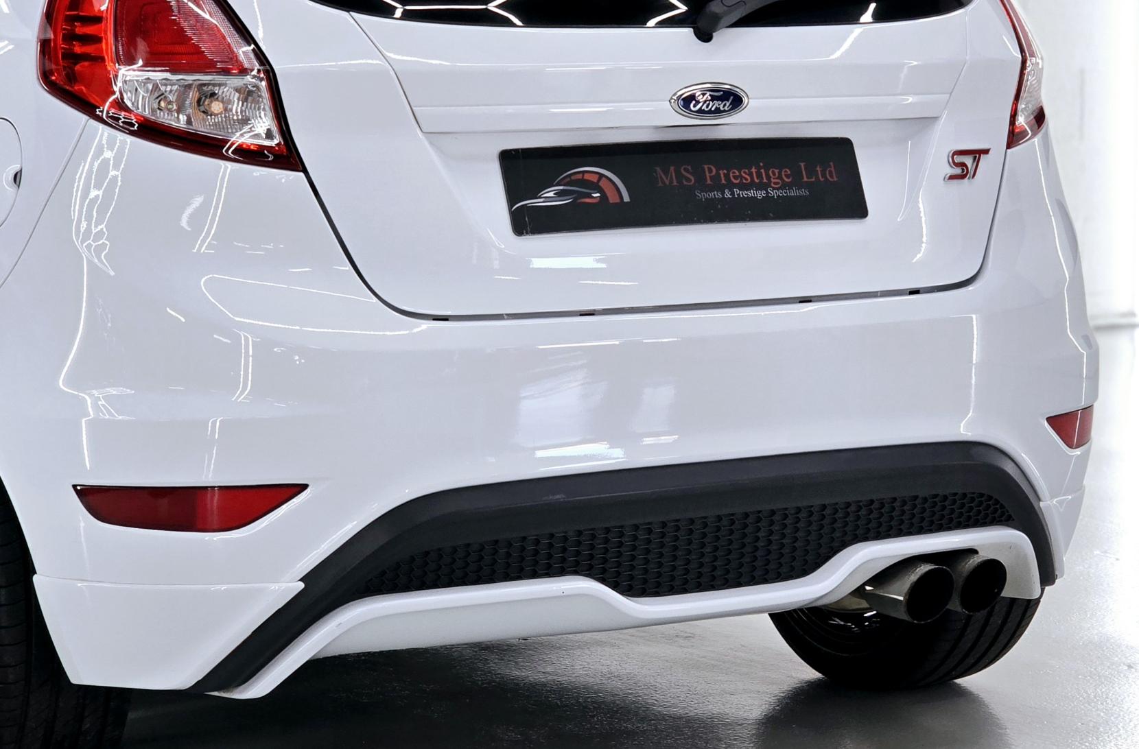 Ford Fiesta 1.6T EcoBoost ST-3 Hatchback 3dr Petrol Manual Euro 5 (s/s) (182 ps)