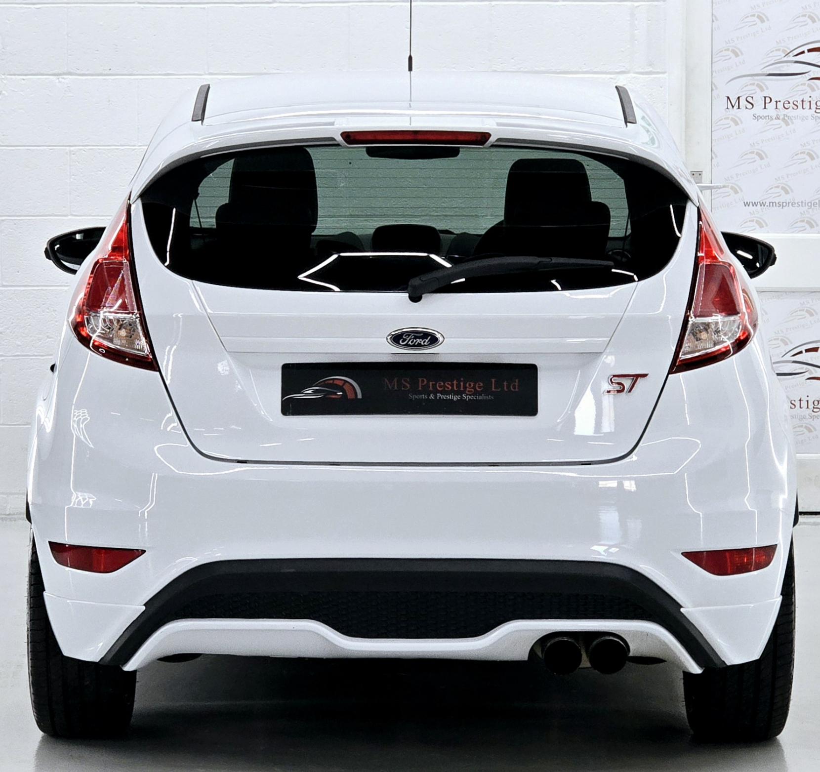 Ford Fiesta 1.6T EcoBoost ST-3 Hatchback 3dr Petrol Manual Euro 5 (s/s) (182 ps)