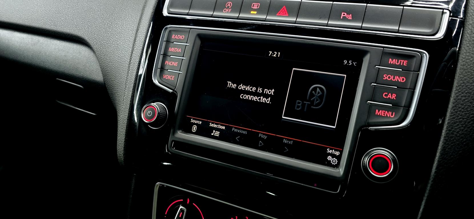 Volkswagen Polo 1.0 TSI BlueMotion Tech R-Line Hatchback 3dr Petrol Manual Euro 6 (s/s) (110 bhp)