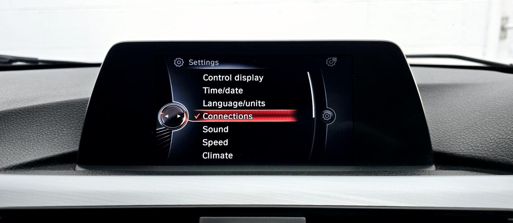 BMW 3 Series 2.0 320d M Sport Touring 5dr Diesel Auto xDrive Euro 5 (s/s) (184 ps)